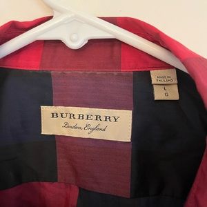 Men’s Burberry shirt